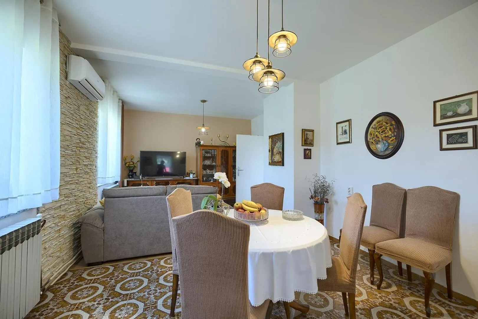 Apartment Dusanka Πούλα