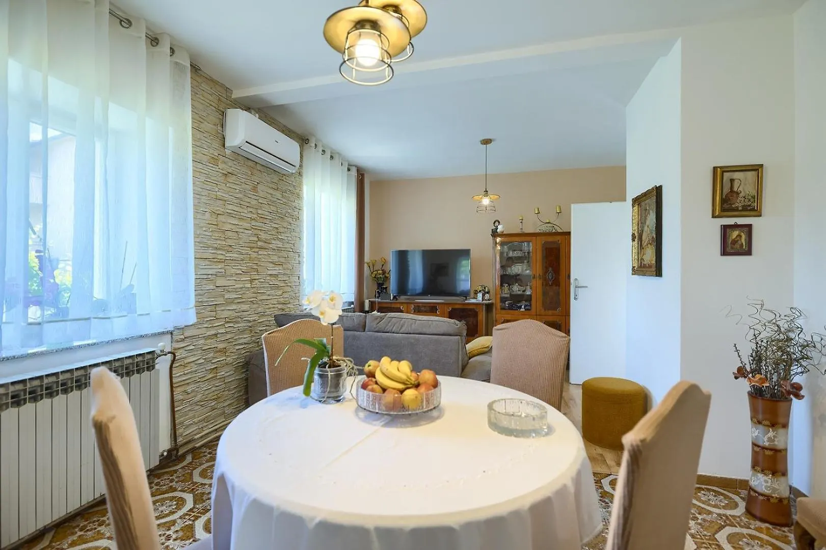 Apartment Dusanka Πούλα